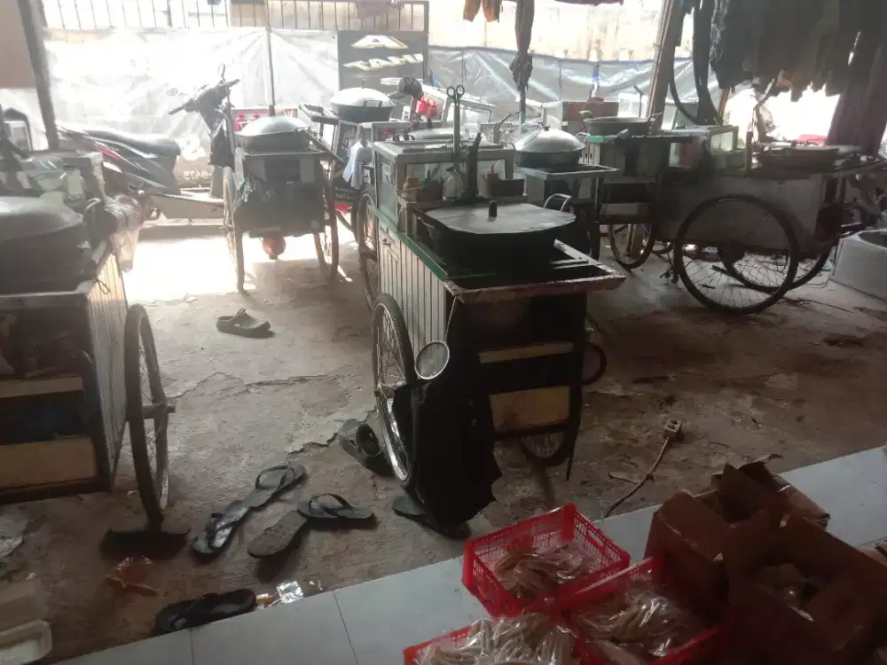 Loker jualan tahu bulat . Daerah Tangsel