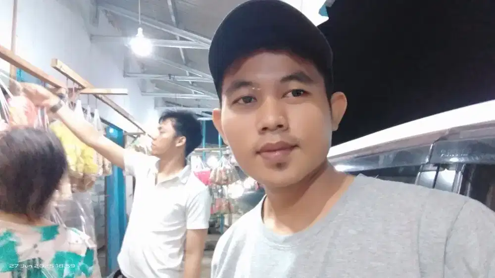 Bismillah lagi nyari loker mudah²hn ada rezekynya