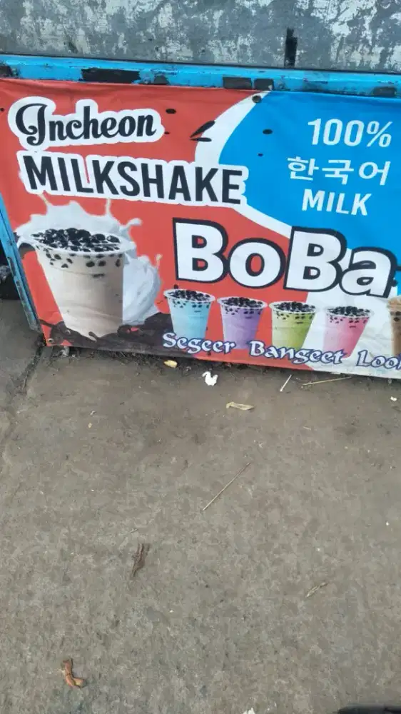 DIBUTUHKAN SEGERA KARYAWAN UNTUK JAGA STAND MINUMAN