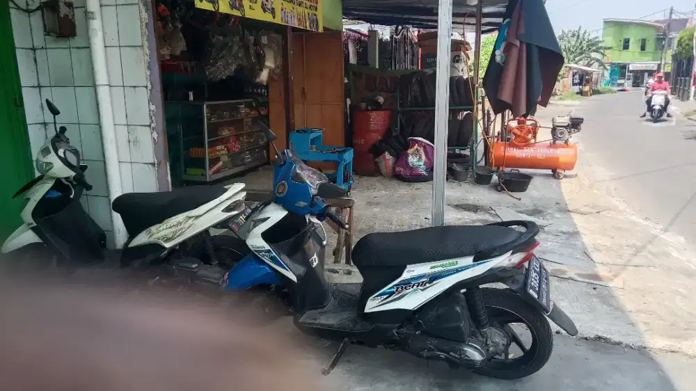 Mekanik motor yg berpengalaman