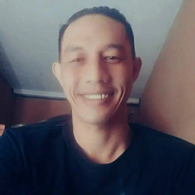 Mencari kerja Supir Driver SIM A umur 35 tahun