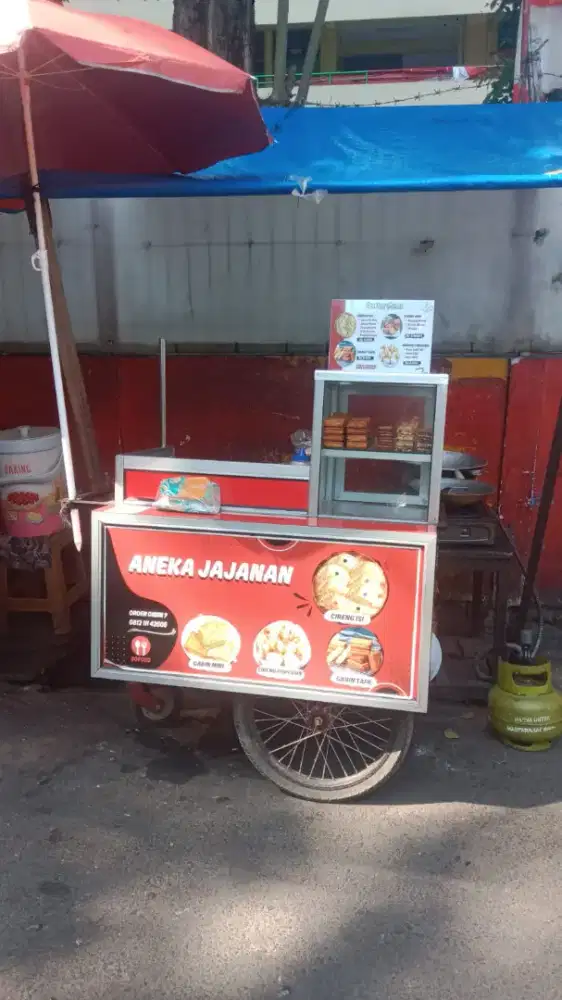 Lowongan kerja Jualan Cireng Goreng
