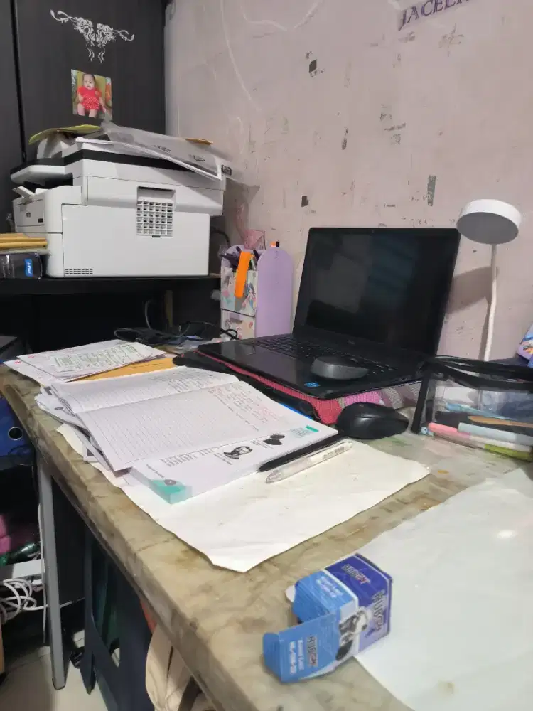 Bagian adminitrasi dan pembukuan