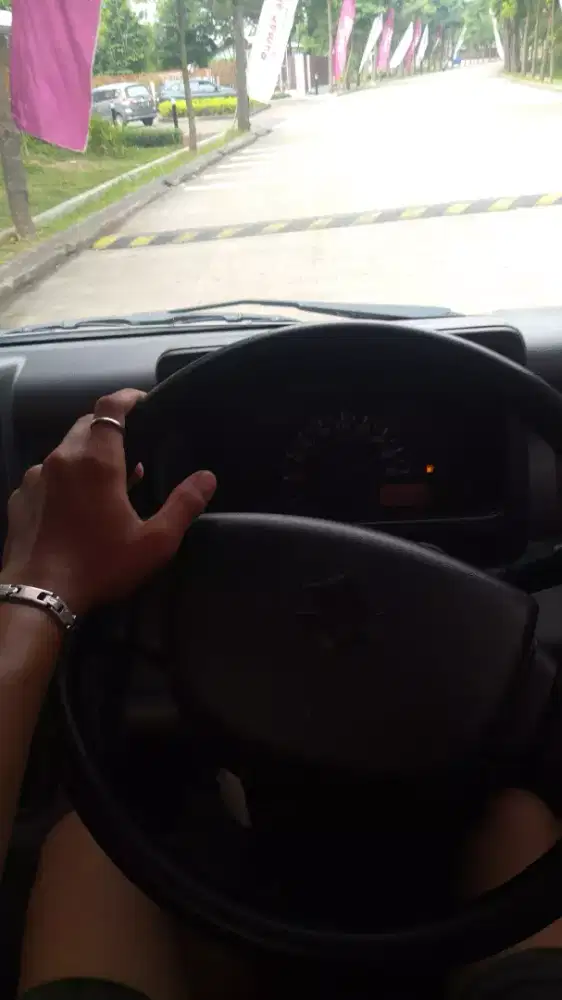 Siap menjadi driver pribadi/barang