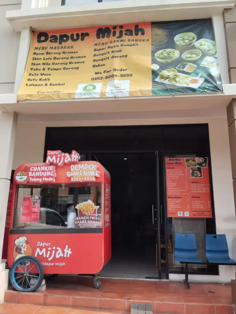 PEGAWAI KEDAI MASAKAN SUNDA