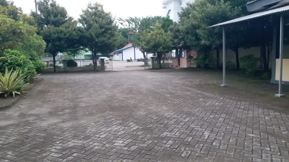 Mencari loker serabutan dikantin warjok kampus UPN Rungkut sby