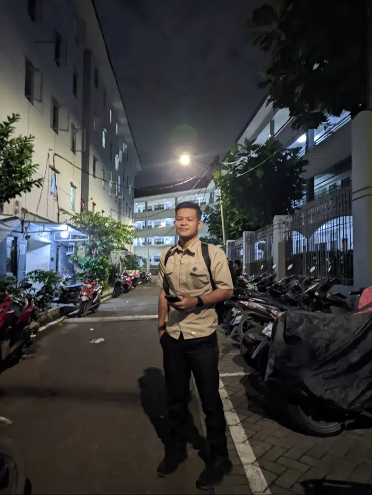 Mencari Lowongan SUPIR