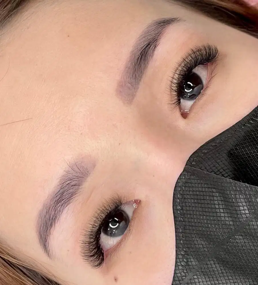 Therapist Eyelash / Nail Art