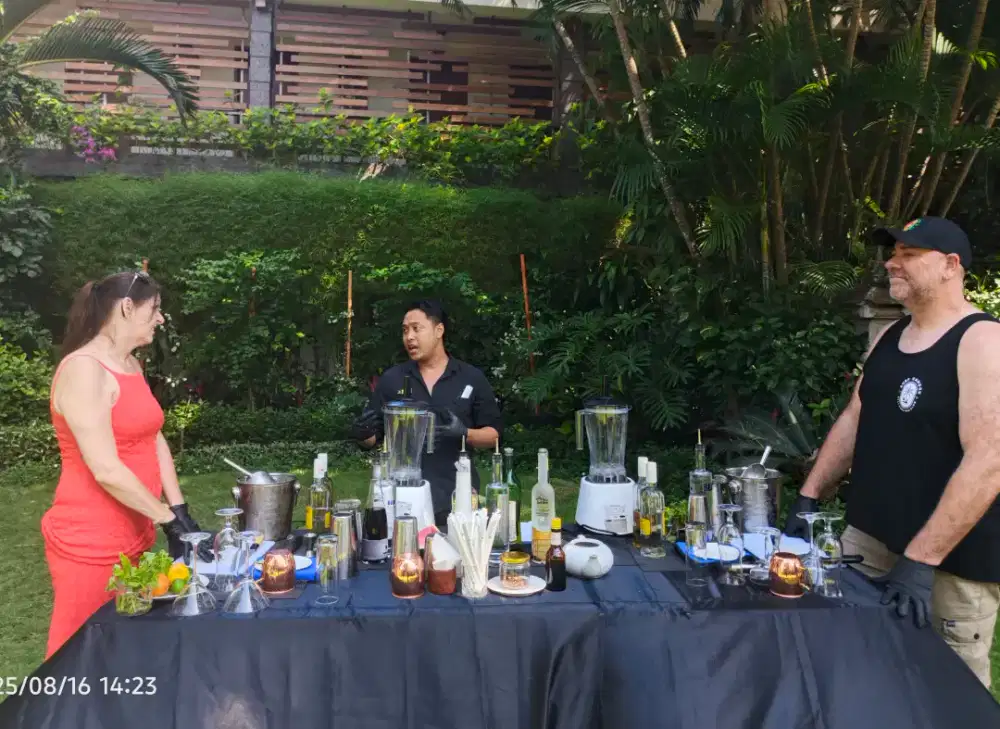 Jasa freelance bartender
