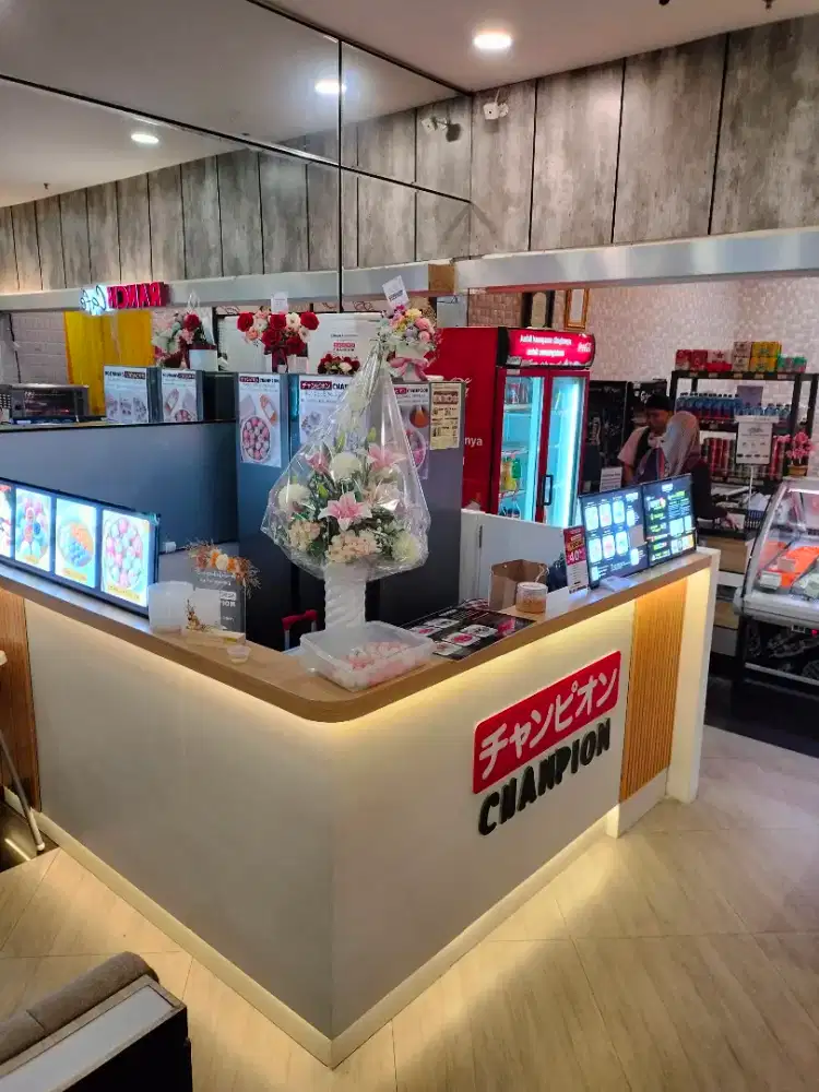 Jaga stand (Spg + produksi+pramusaji+serabutan)