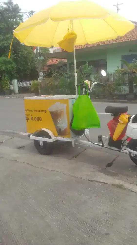 Lowker Driver kopi' keliling
