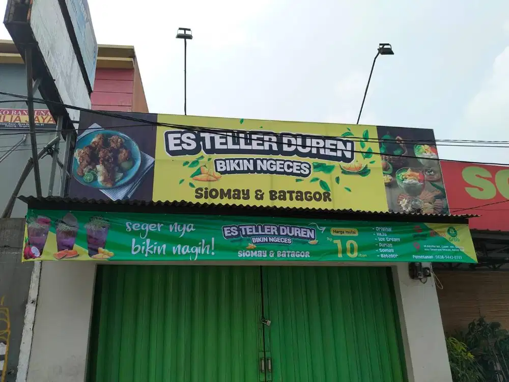 DIBUTH : 5 Org PELAYAN  ( WAITER )