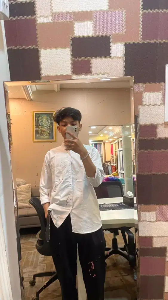 mencari lowongan pekerjaan