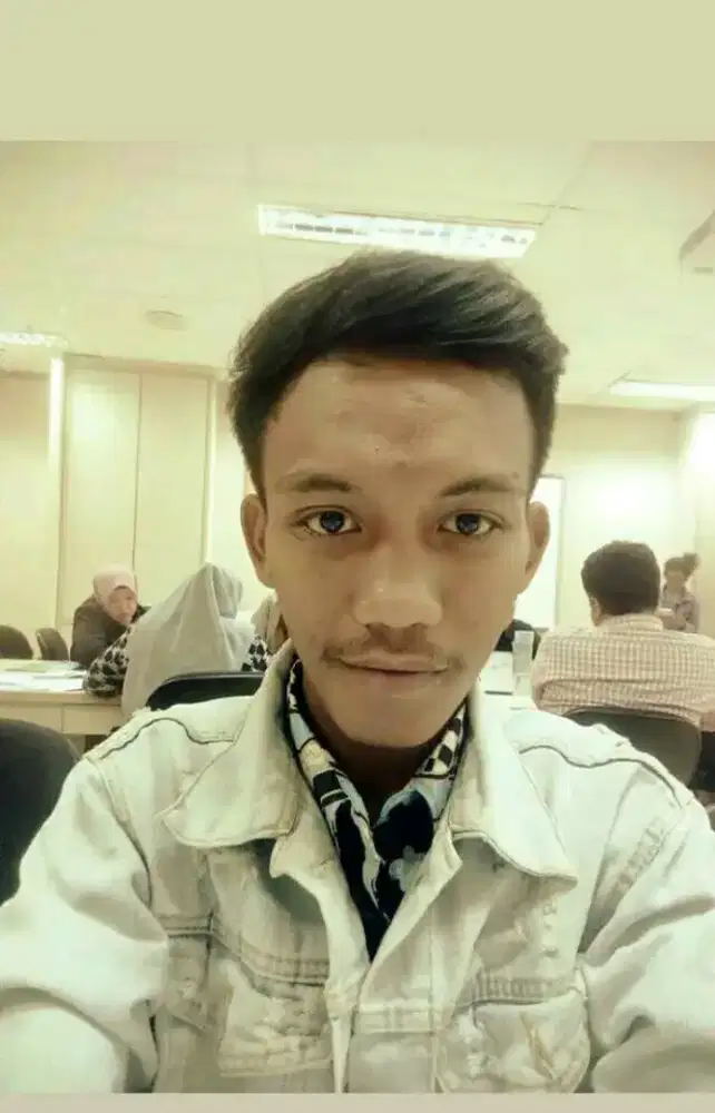 Lagi cari kerjaan dengan SIM A