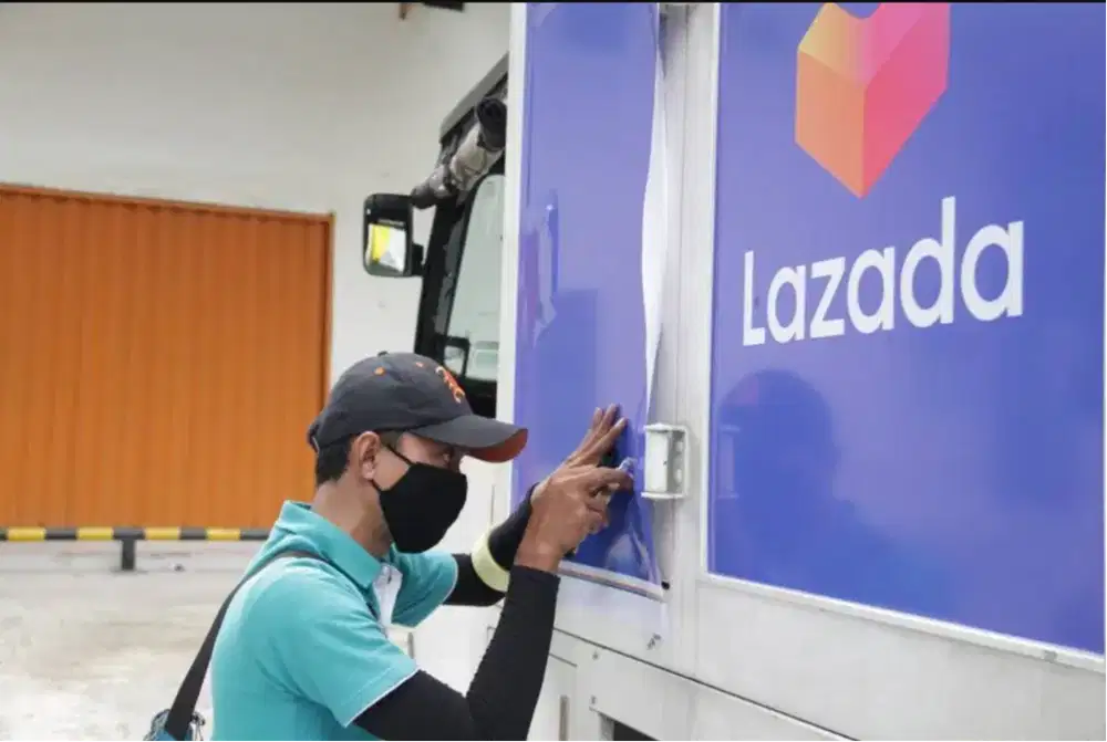 Pelatihan Juru Pemasangan Sticker Iklan