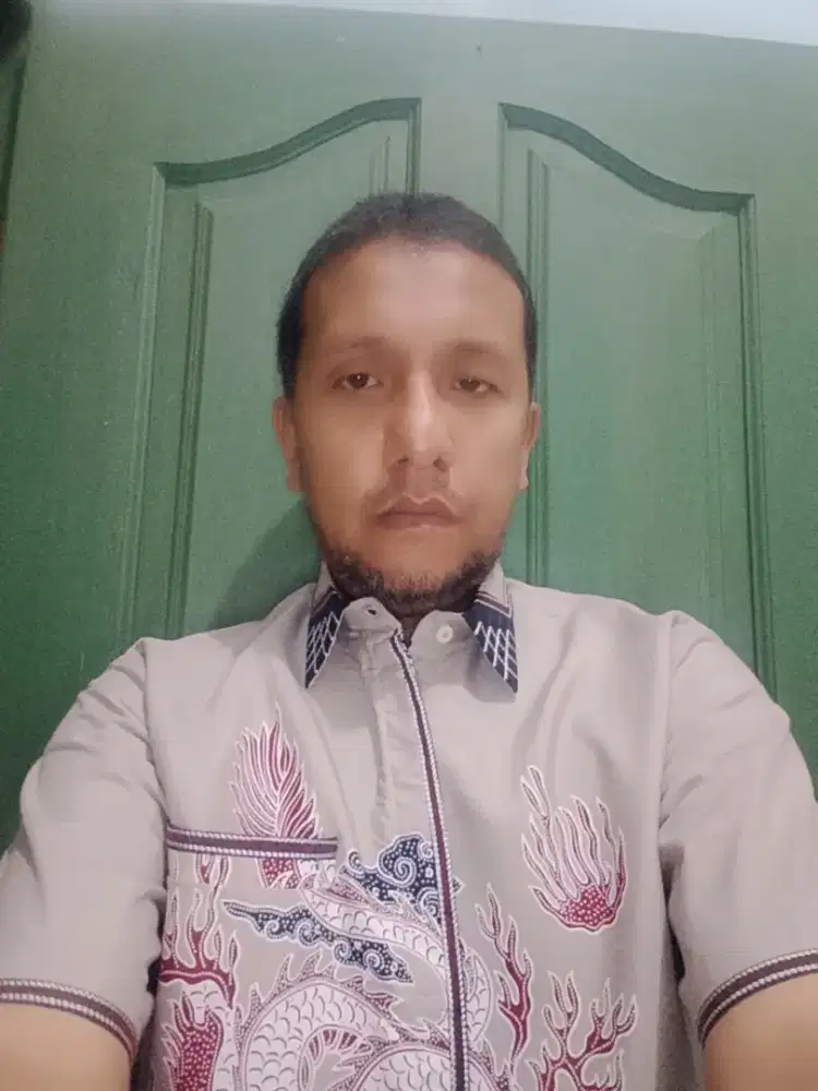 Saya Mencari pekerjaan sebagai supir pribadi