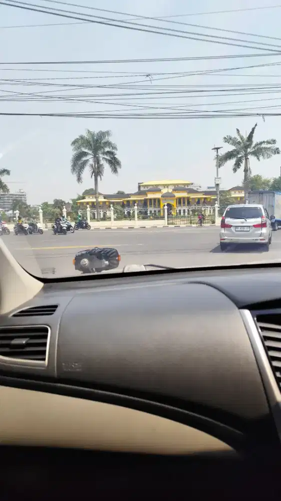Lagi mencari pekerjaan yg penting halal