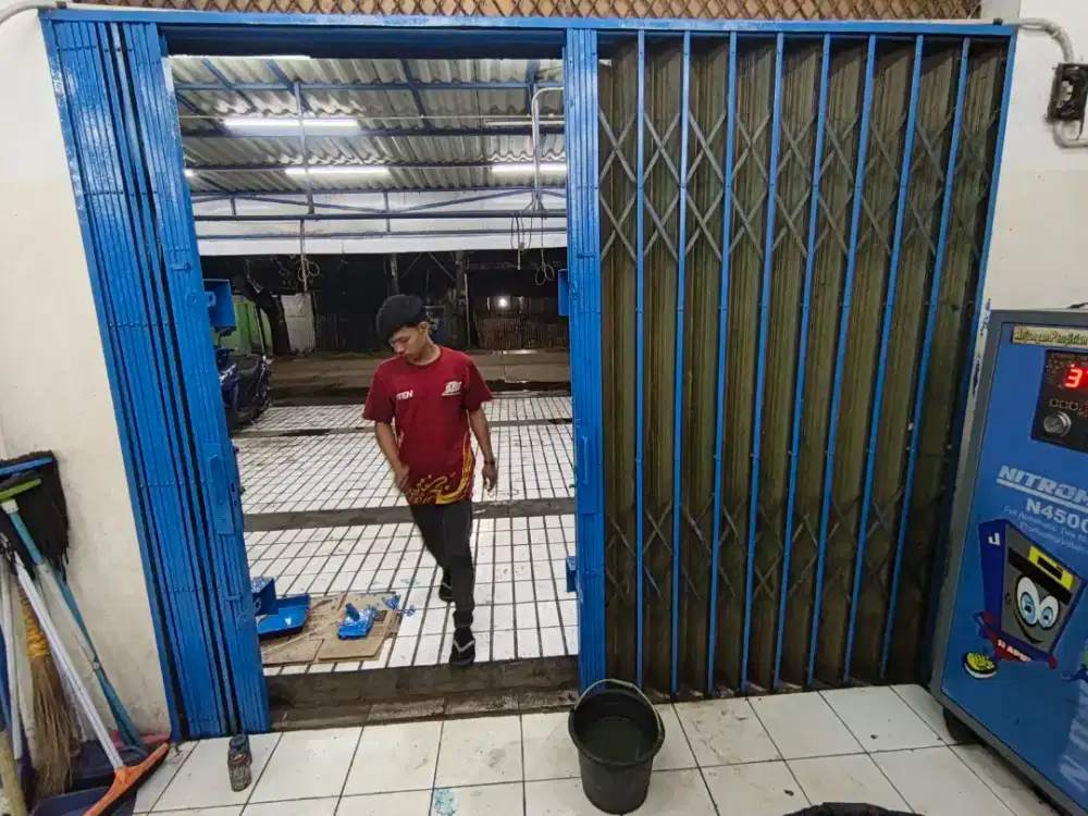 PERBAIKAN FOLDING GATE / TUKANG LAS