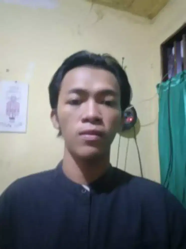 bissmilah nyari kerjaan apa aja yg penting halal sama ada messnya
