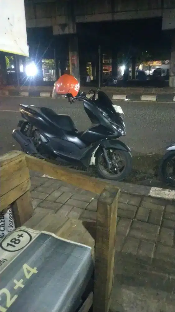 Mencari kerjaan apa saja