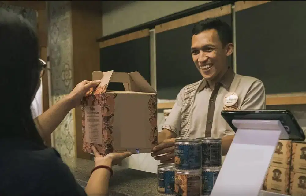 Dicari Karyawan Outlet Serabutan Kasir Toko Kue dan Catering Surabaya