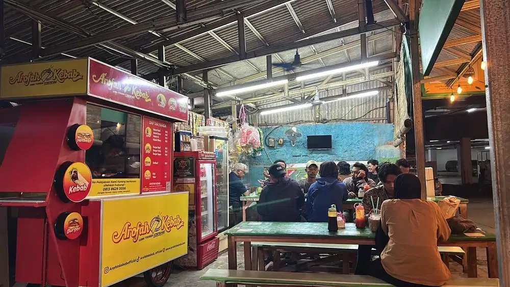 Penyaji Arofah kebab