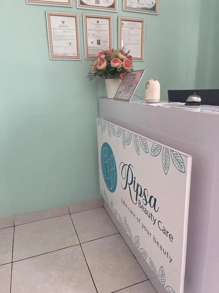 Loker Beautician / Perawat / Bidan