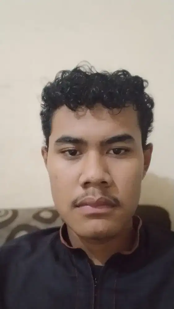 mencari lowongan pekerjaan