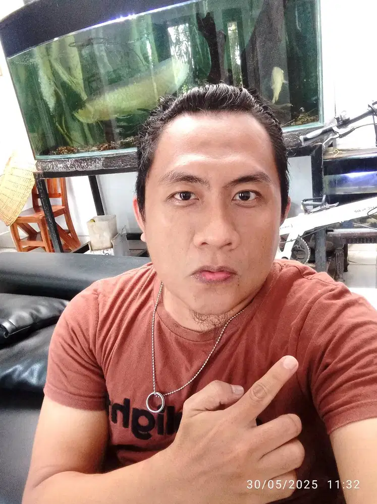 Mencari kerja security,driver,resto dan lain lain,umur 35tahun