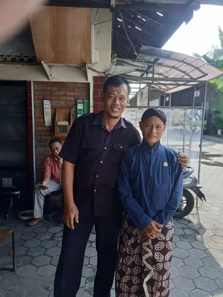Mencari kerjaan, sekurity bisa driver mobil metic/ manual