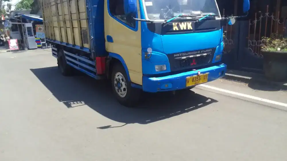 LOWONGAN SOPIR TRUK untuk expedisi