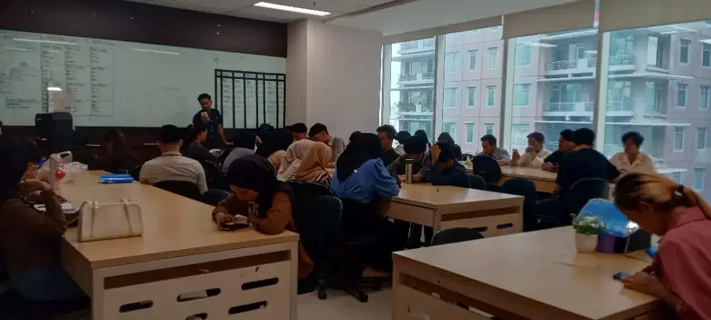 loker nih cewek cowok bisa hubungi ke (083840648719)