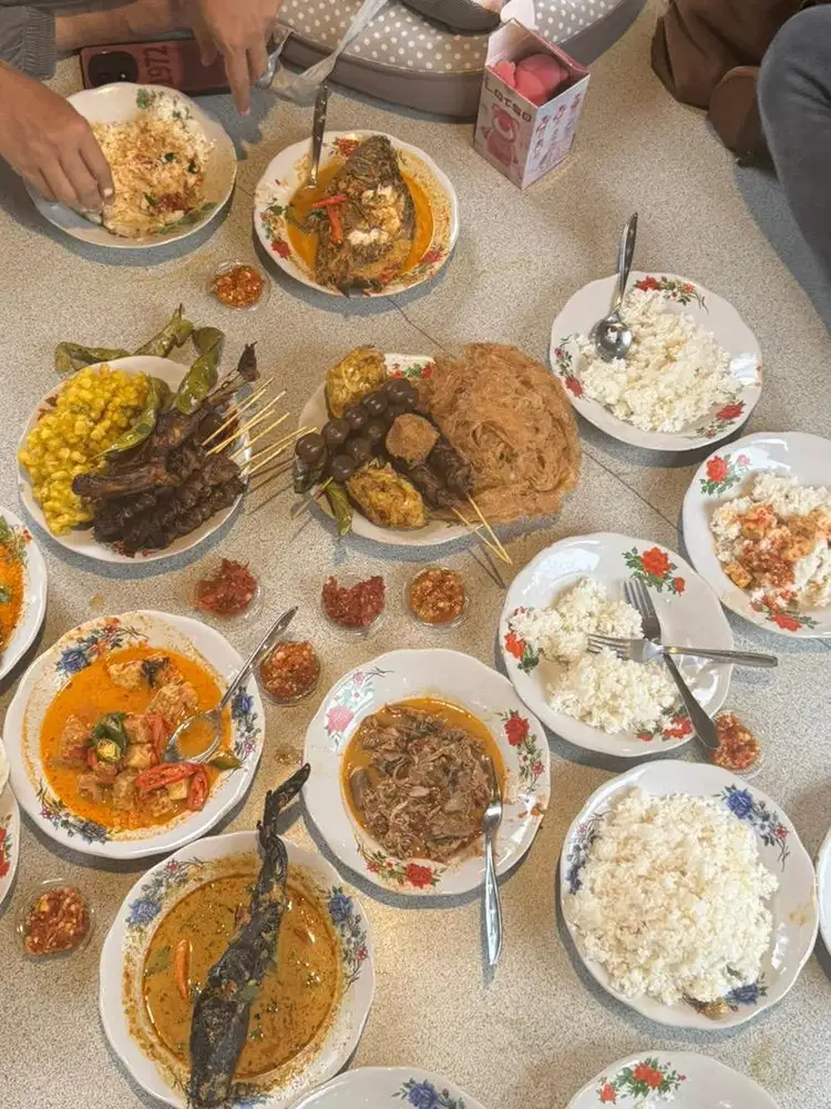 DICARI ART PULANG PERGI