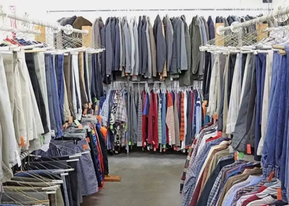 Thrift shop impor