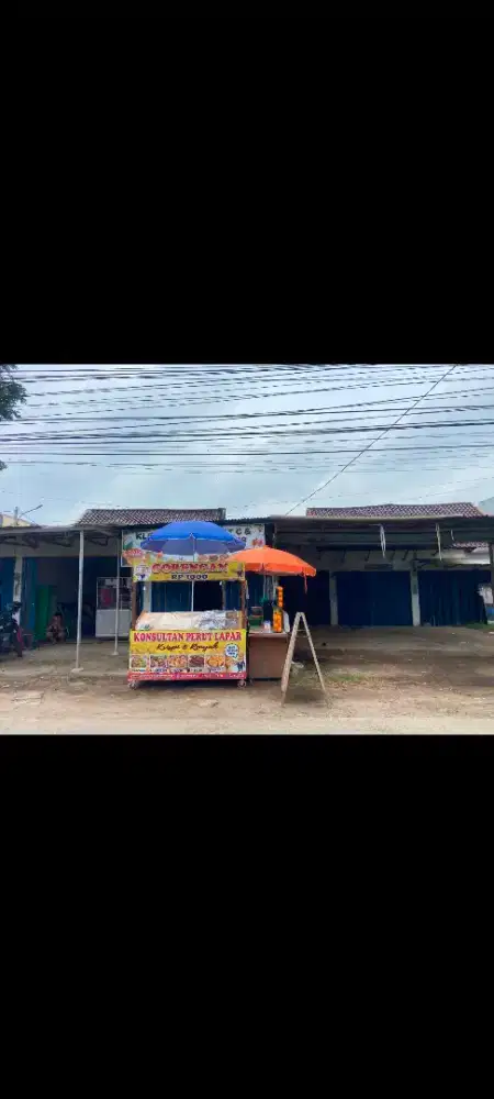 Dibutuhkan jaga stand minuman, makanan, & bensin ecer