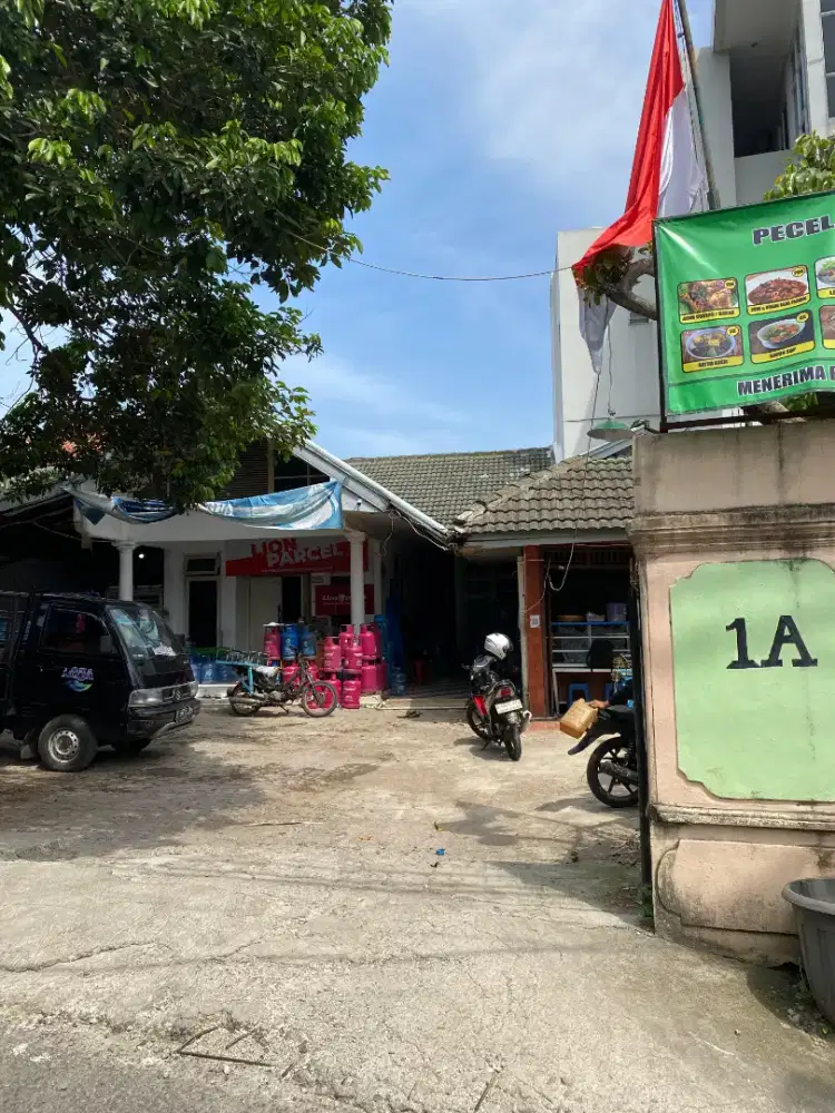 Di butuhkan pegawai pengantar galon memakai motor