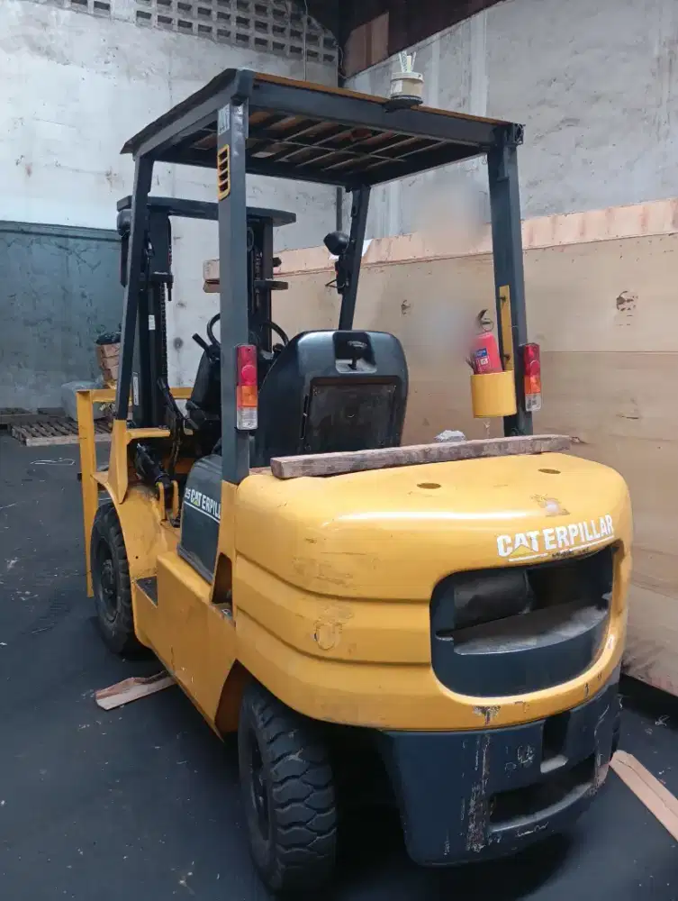 Di Cari Operator Forklift Berpengalaman