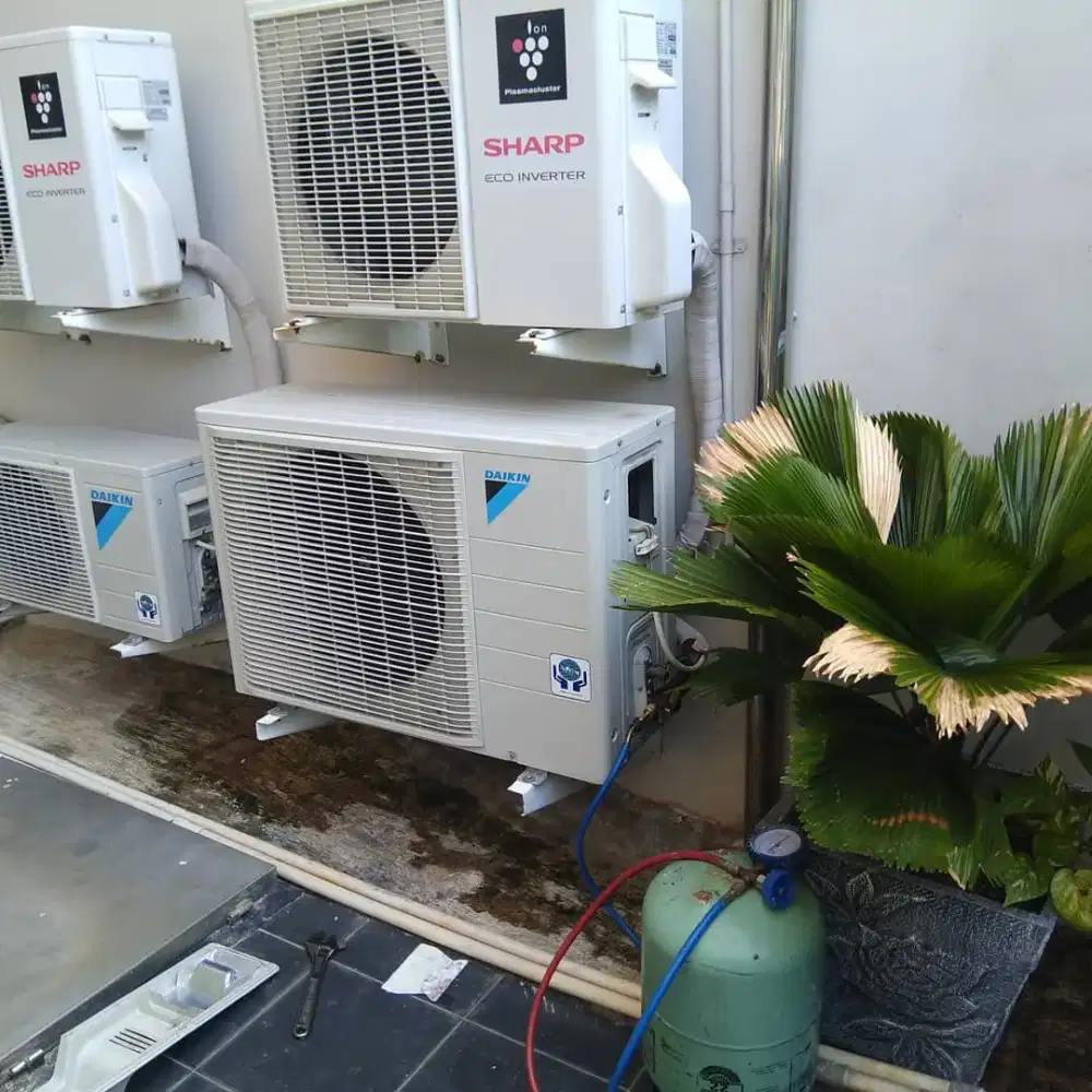 SERVICE AC & CLEANING AC