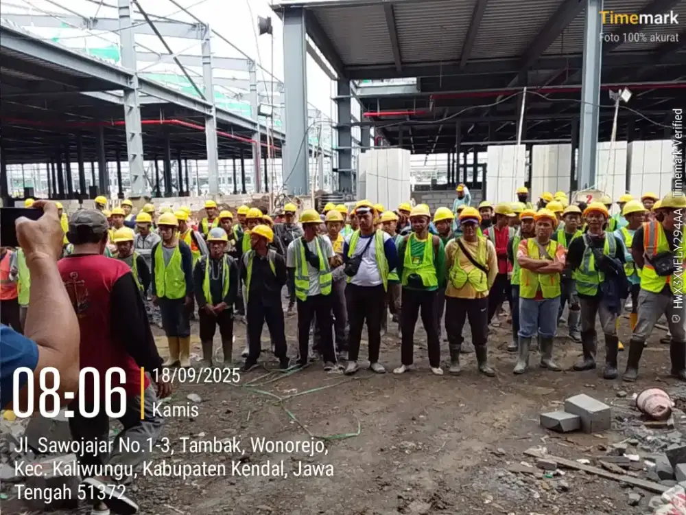 Tukang Bangunan