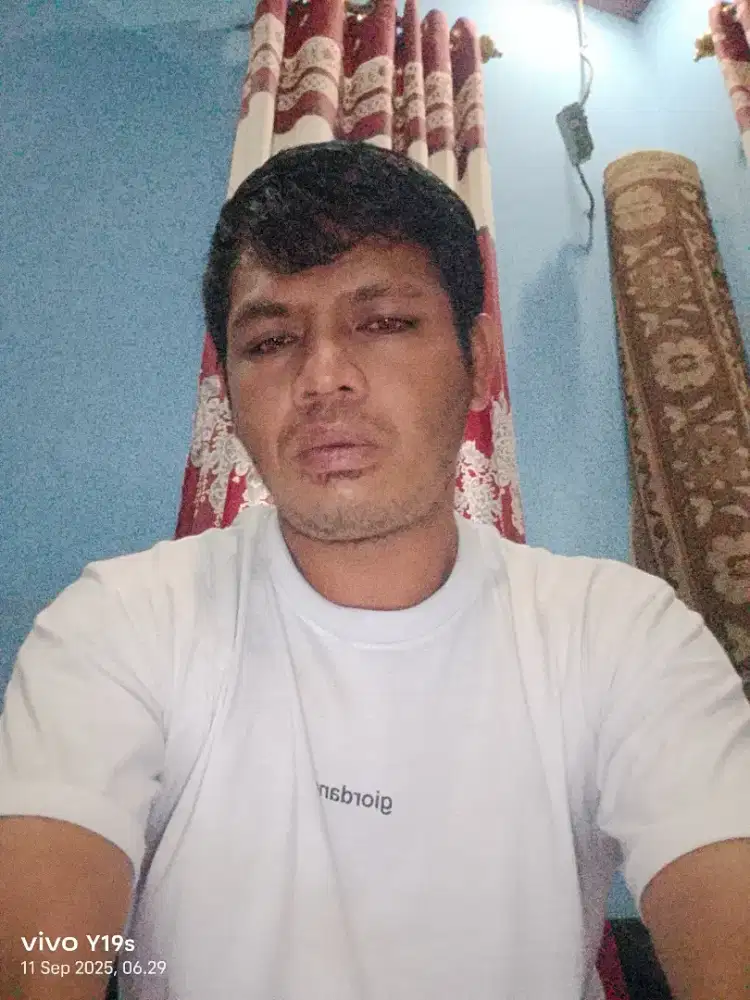 Cari kerja apa saja yg pntg halal