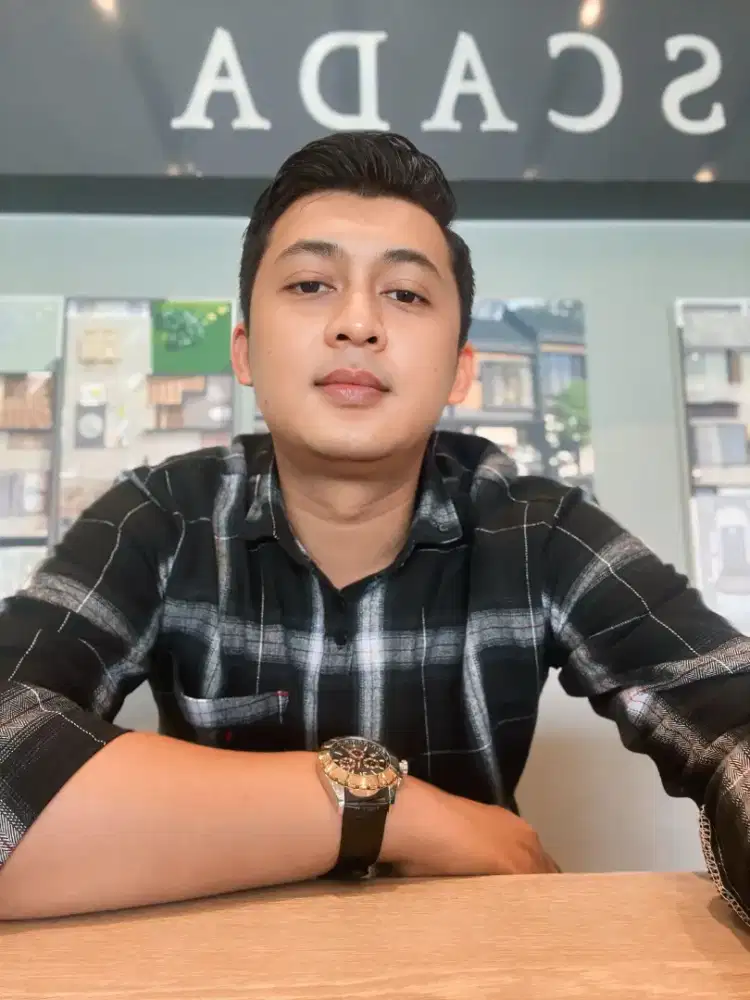 Troy Pratama