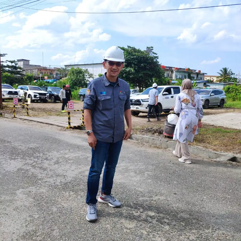 Cari kerja untuk menafkahi keluarga