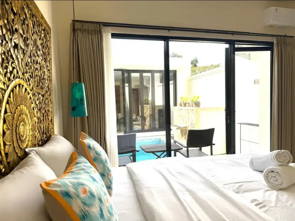 Staff villa laki²