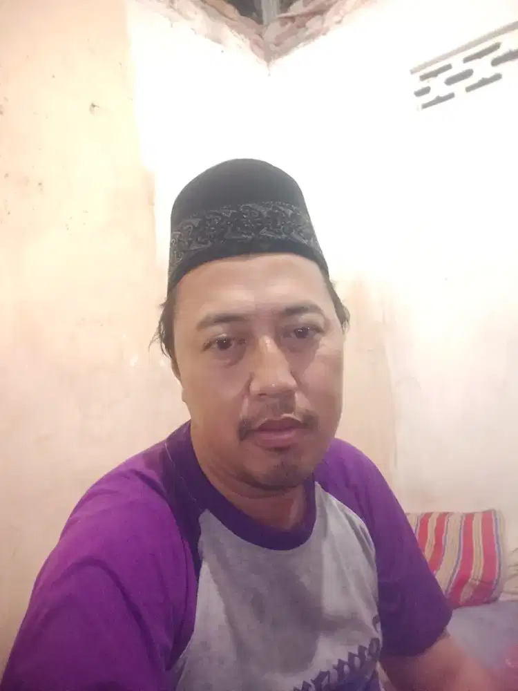 Mencari pekerjaan serabutan