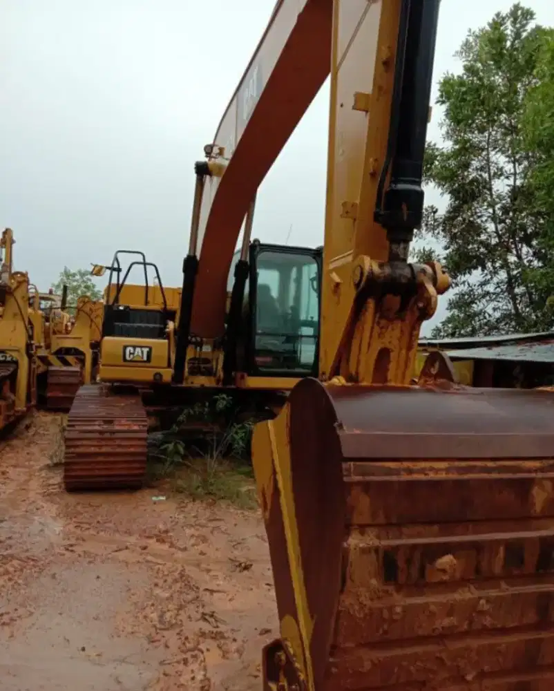 Cari pekerjaan mekanik alat berat