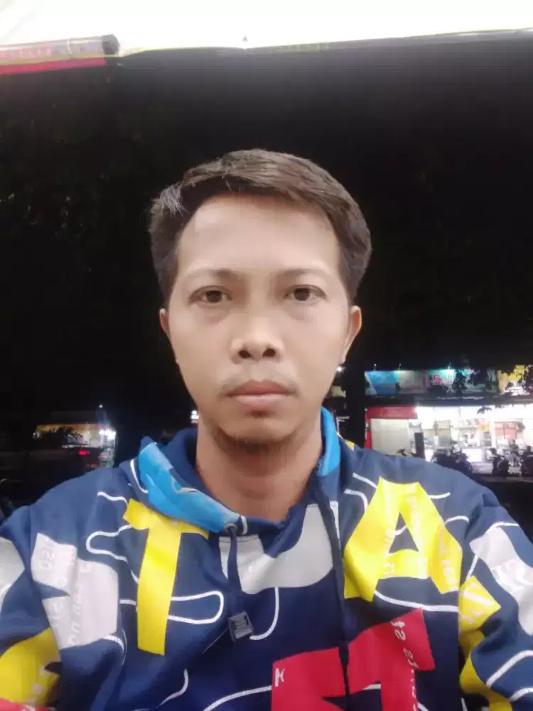 CARI KERJAAN APA AJA DEMI KELUARGA DAN MANJANG HIDUP