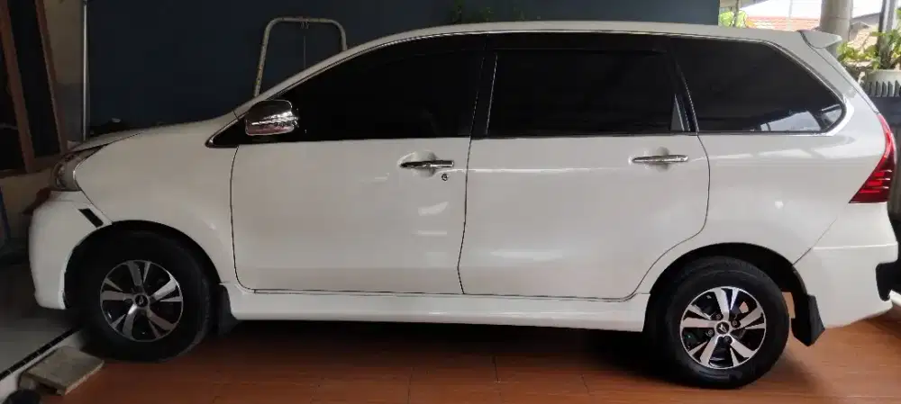 Sewa mobil tidak lepas kunci Medan Johor