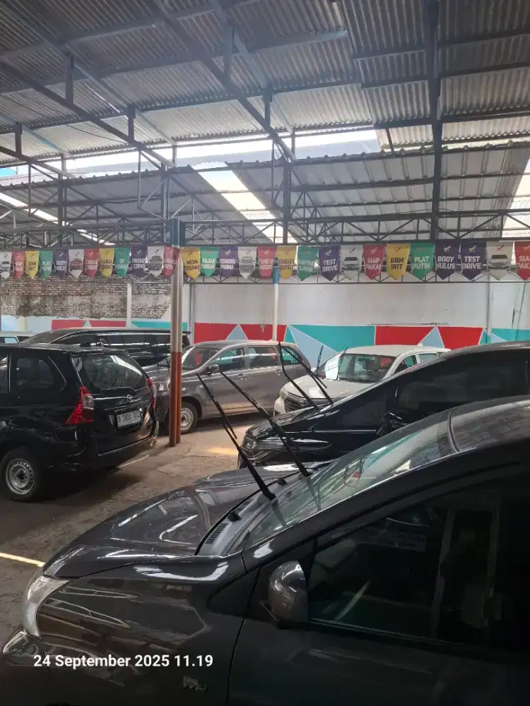 Lowongan sales mobil seken