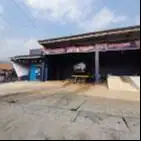 Dibutuhkan Tenaga untuk Cuci Mobil