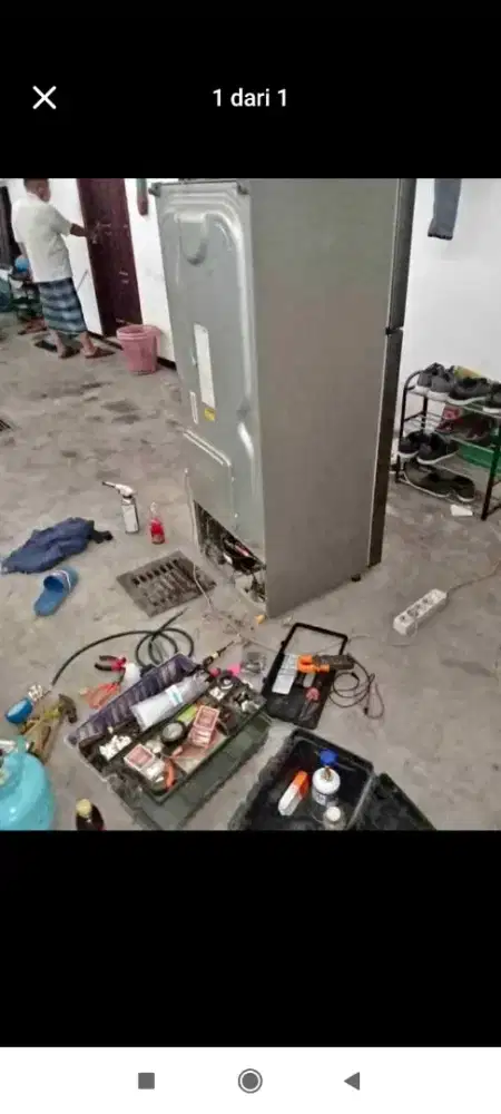 Jasa service kulkas,showcase,frezer,m.cuci dan ac